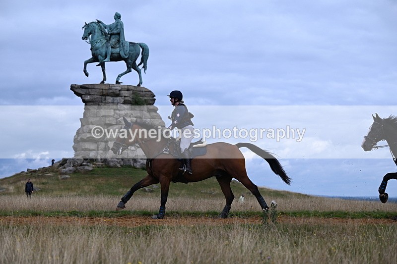 DSC_6389 - Time at Statue 12:17 to 12:44