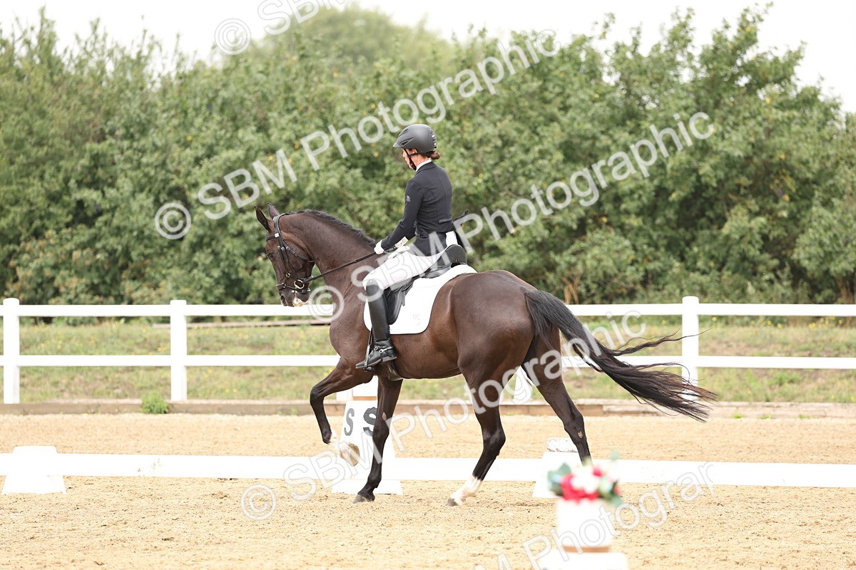 SBM_006347 - Class 6 - novice 6 - 11.50-12.46