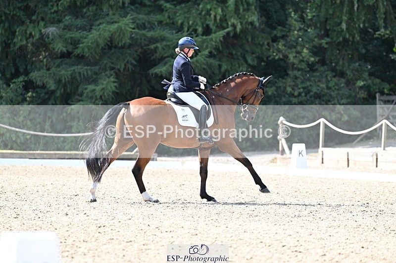 250810A-110838-05729 - 071-Abbie.NewburySeagry.Viceroy