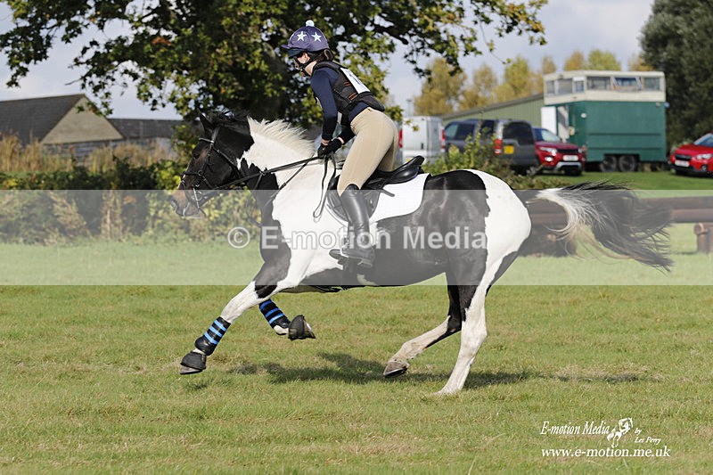  WWHT 171021 3240 - Intermediate (0.90m)  17/10/21