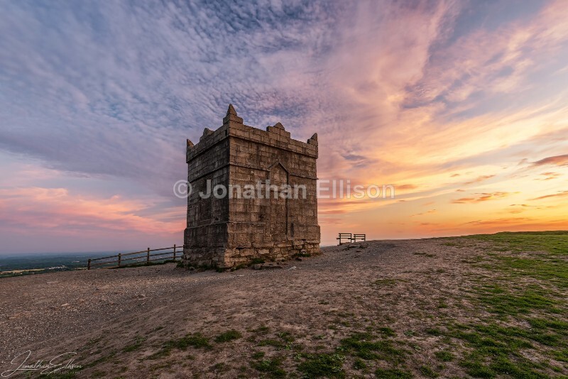 Rivington Pike Sunrise - Rivington And Surrounding Areas