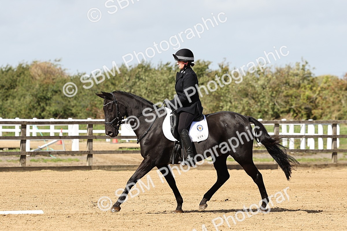 SBM_001087 - Class 46 - Novice 1 Combined Training