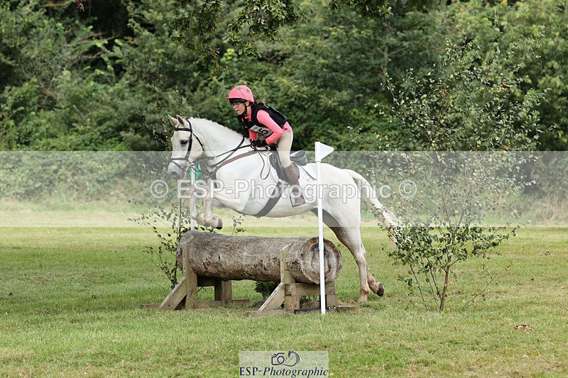 240825X-115646-32376 - 70cm XC 11.00 to 12.00