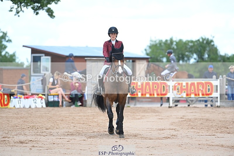 230721A-103910-05390 - Cls 6, 2 Star Medium 1.35m