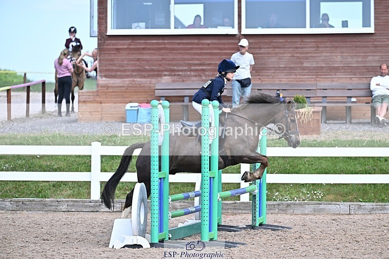 250517-151157-01583 - 70cm