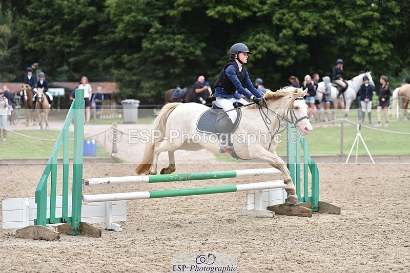 240802-125338-04696 - 70cm Round 2