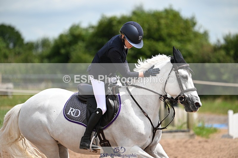 240630A-145140-14482 - Cls 25 HOYS 138cm Jump Off and Presentations