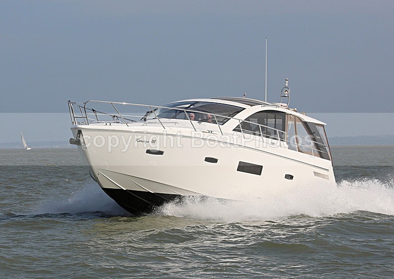 140601 KARIEGA SEALINE SC42 WT7A6622 - Motorboats - Hardtop