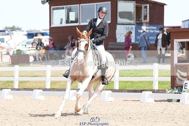 250817-123537-09149 - 161-Isabel.LawsonIn.the.pink