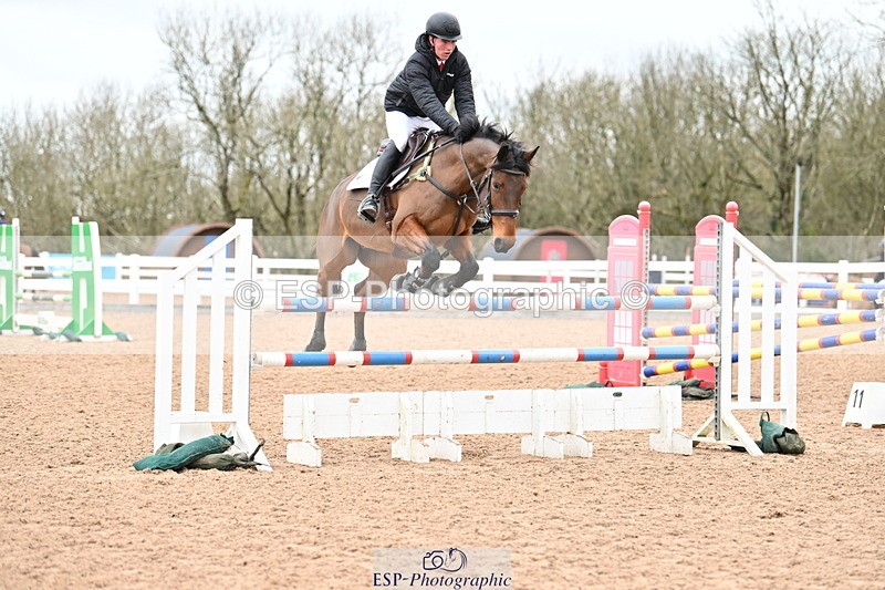 240224A-114151-03467 - Cls 11 Snr 1.05m and 1.10m Open