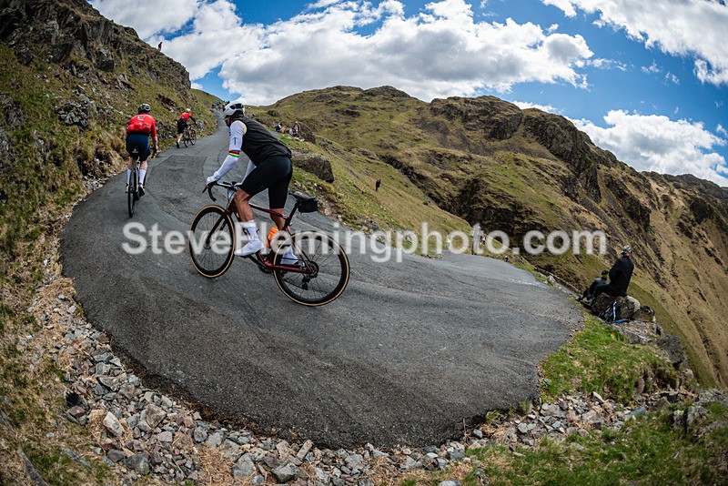123011 - Hardknott Hairpin 12.00 - 13.00