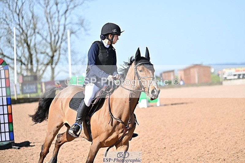 260408-102411-00144 - Cls 2 British Novice and 90cm
