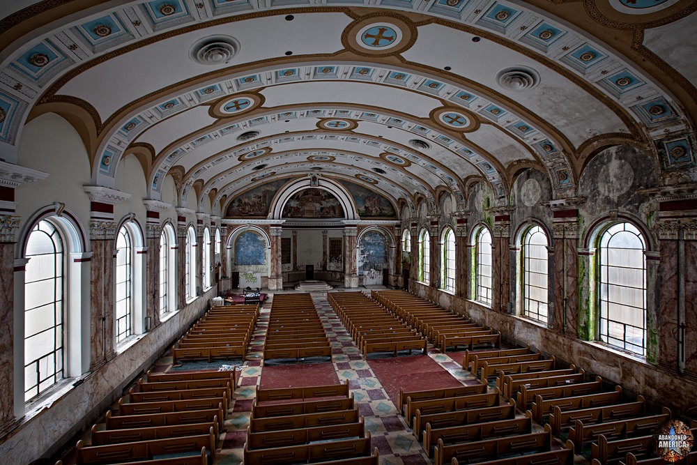 Balcony view of the Most Blessed Sacrament Church in Philadephia