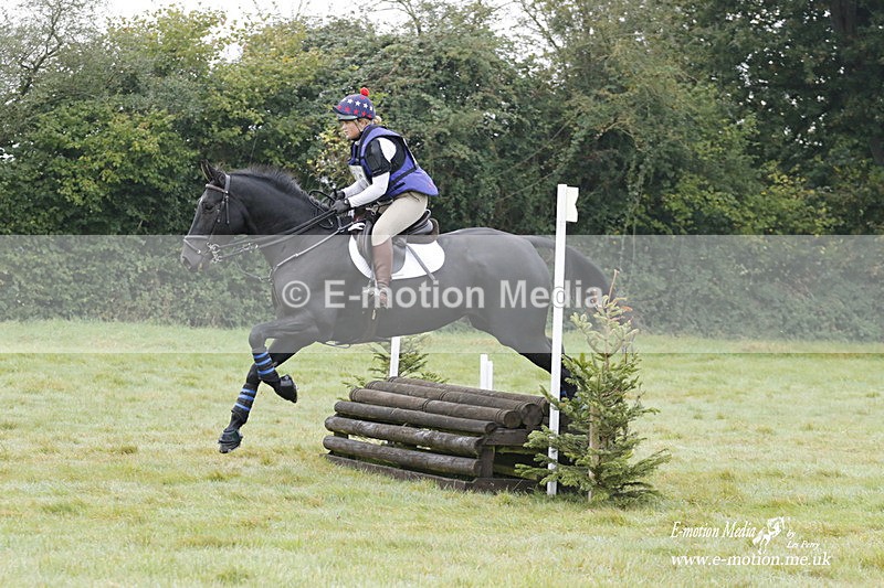 WWHT 171021 0574 - Novice Restricted (0.80m)  17/10/21