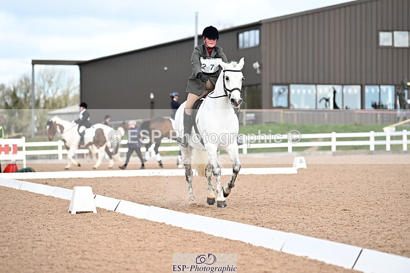 240324A-123511-02657 - Novice 27, 12.30 to 13.50