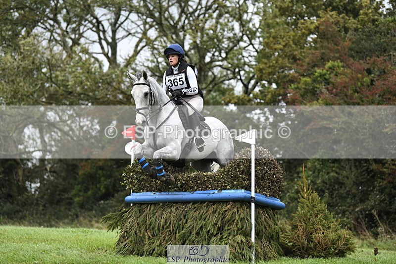 230924A-123103-05473 - 100 XC 12.00 to 13.00