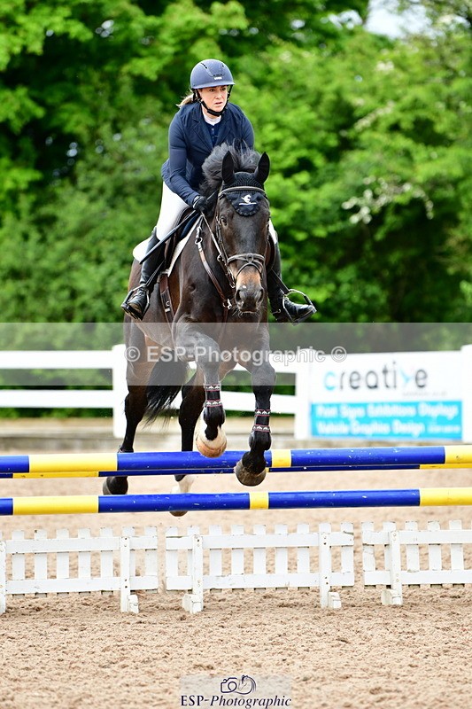 240524A-094304-02302 - Cls 21 British Novice and 90cm Open