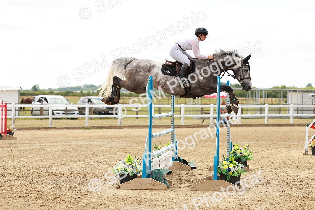SBM_018900 - Class 21 - Senior Newcomers Championship 2d Rd