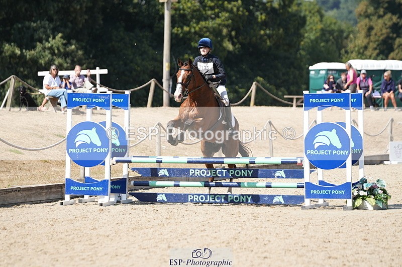 250824A-145657-38502 - 2173-Esmae.Leonard-Red