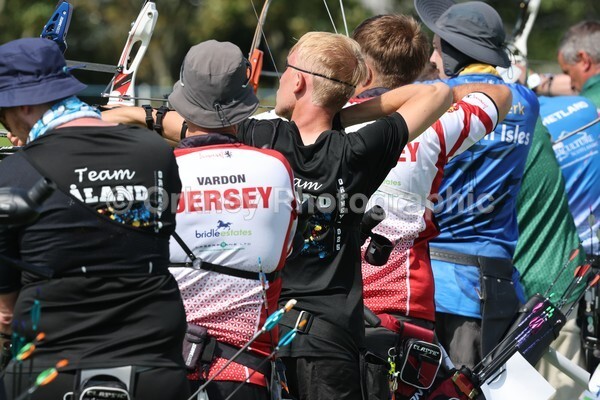 DAD28143 - Orkney Island Games 2025 - Archery