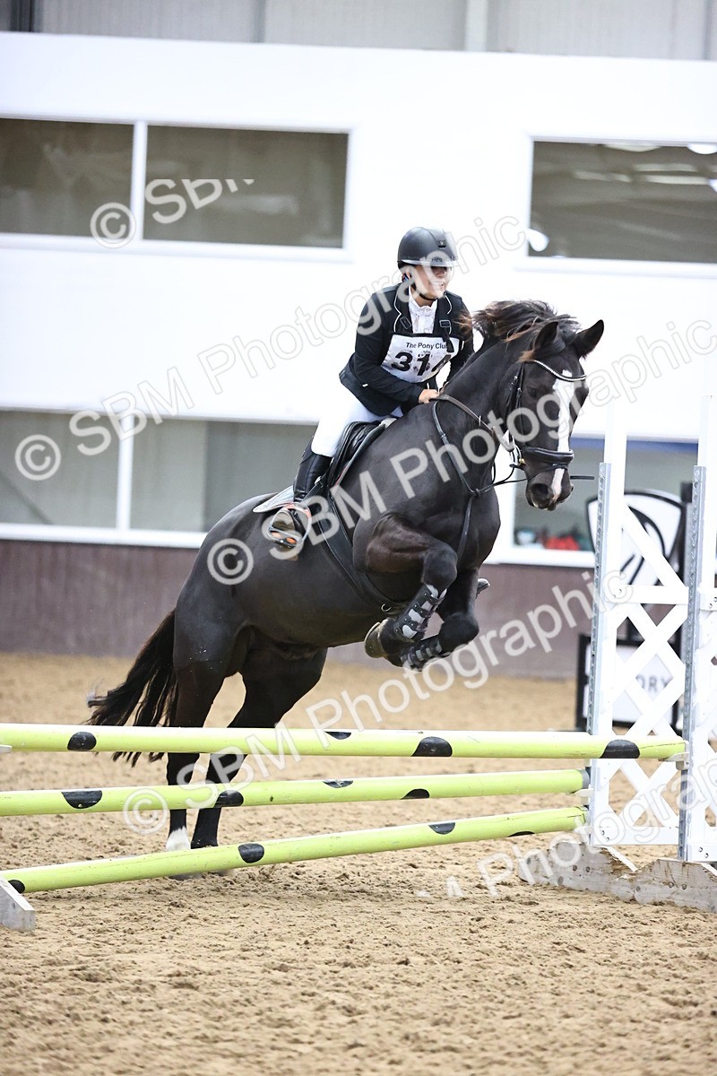 SBM_002039 - Class 5 - Henlow Veterinary Hospital - 70cm Area 12 Championship Qualifier