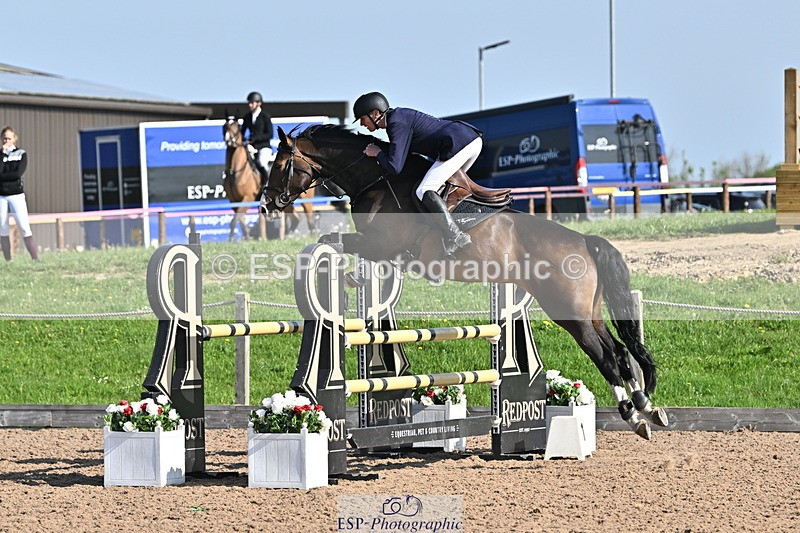 240509A-090850-00451 - Cls 8 Foxhunter