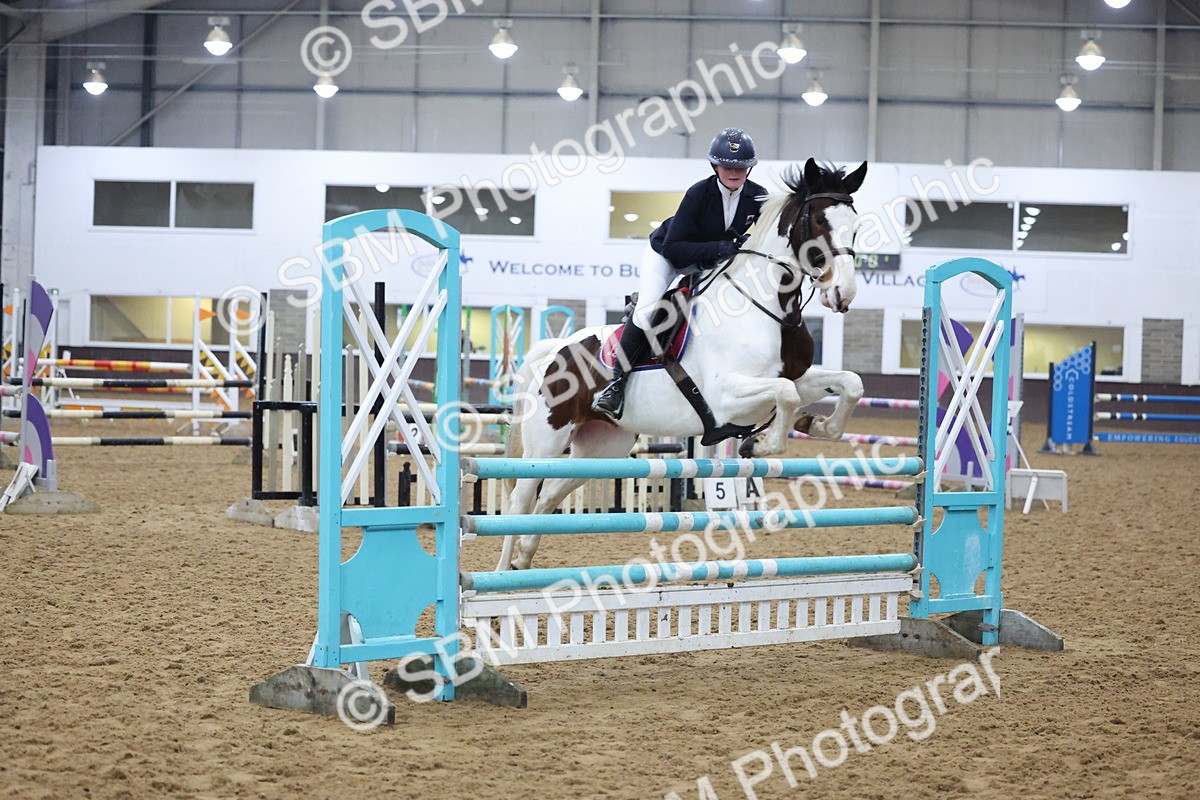 SBM_003143 - Class 11 - Blue Chip Pony Newcomers - 1.00m Open