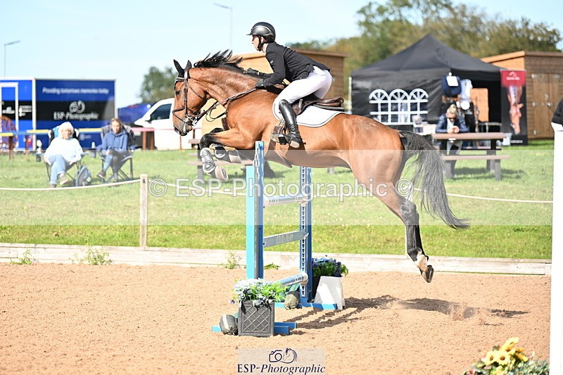 240913A-145218-04934 - Cls 17 National 1.30m Open