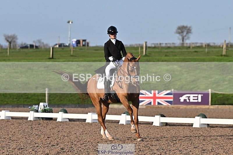 250404-183400-08708 - 150-Nathalie.Wahlund-Cerano.Gold