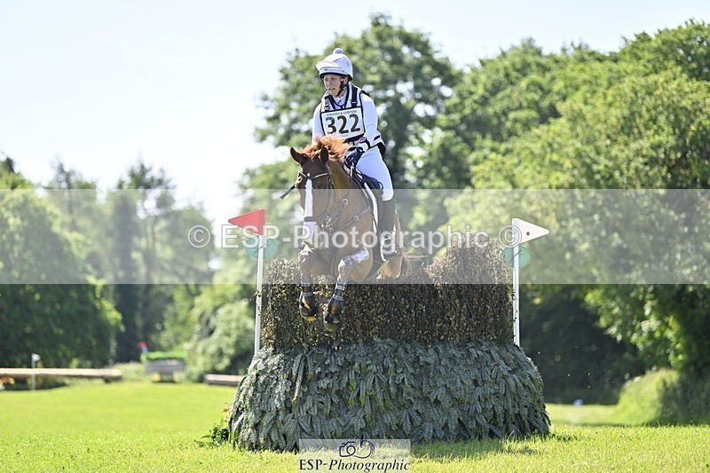 240525-105540-12375 - 322-CHILLI_KING-Gemma_Stevens