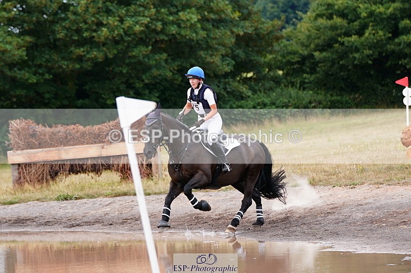 250802A-122002-03949 - C-124-Janine.Paterson-MACHAS.GREY