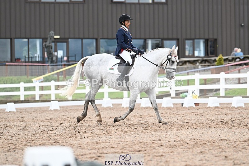 250907-121924-08296 - 010-Donna.HarrisKylah