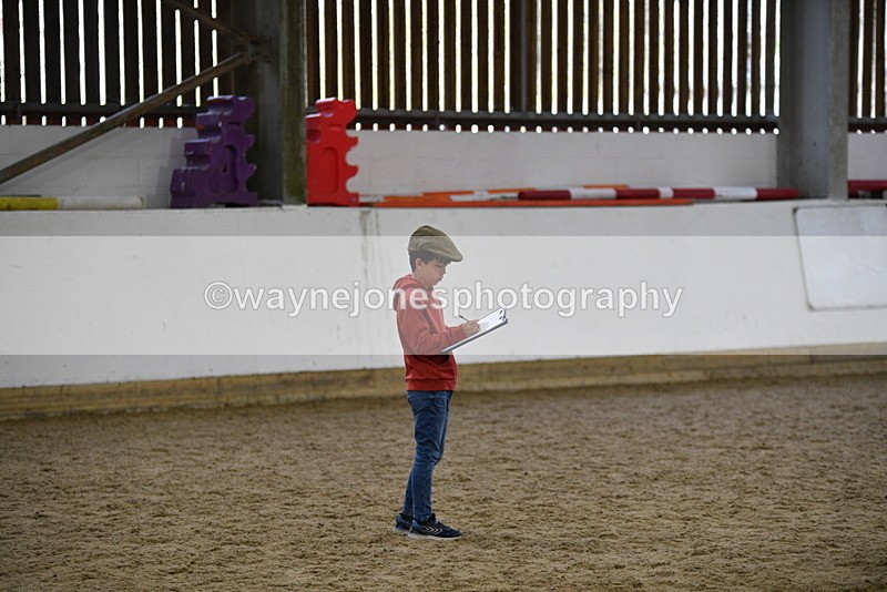 WJ5_6154 - Class 9 Ridden Veteran