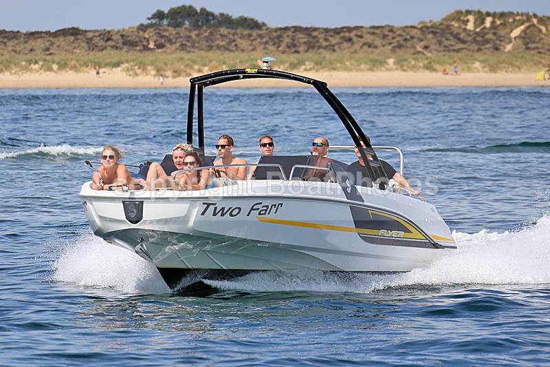 180804 TWO FARR - BENETEAY FLYER 1Y3A4245 - Motorboats - Open