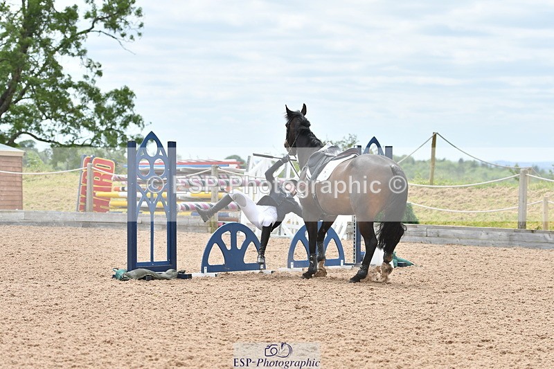 240609A-140654-06020 - Cls 19 Snr Foxhunter and 1.20m Open