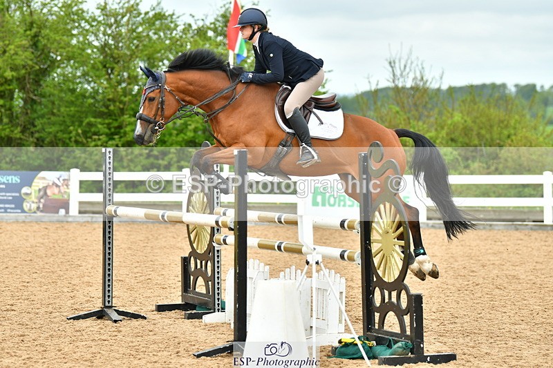 230507A-134346-08200 - Cls 43 1.05m Amateur Quali