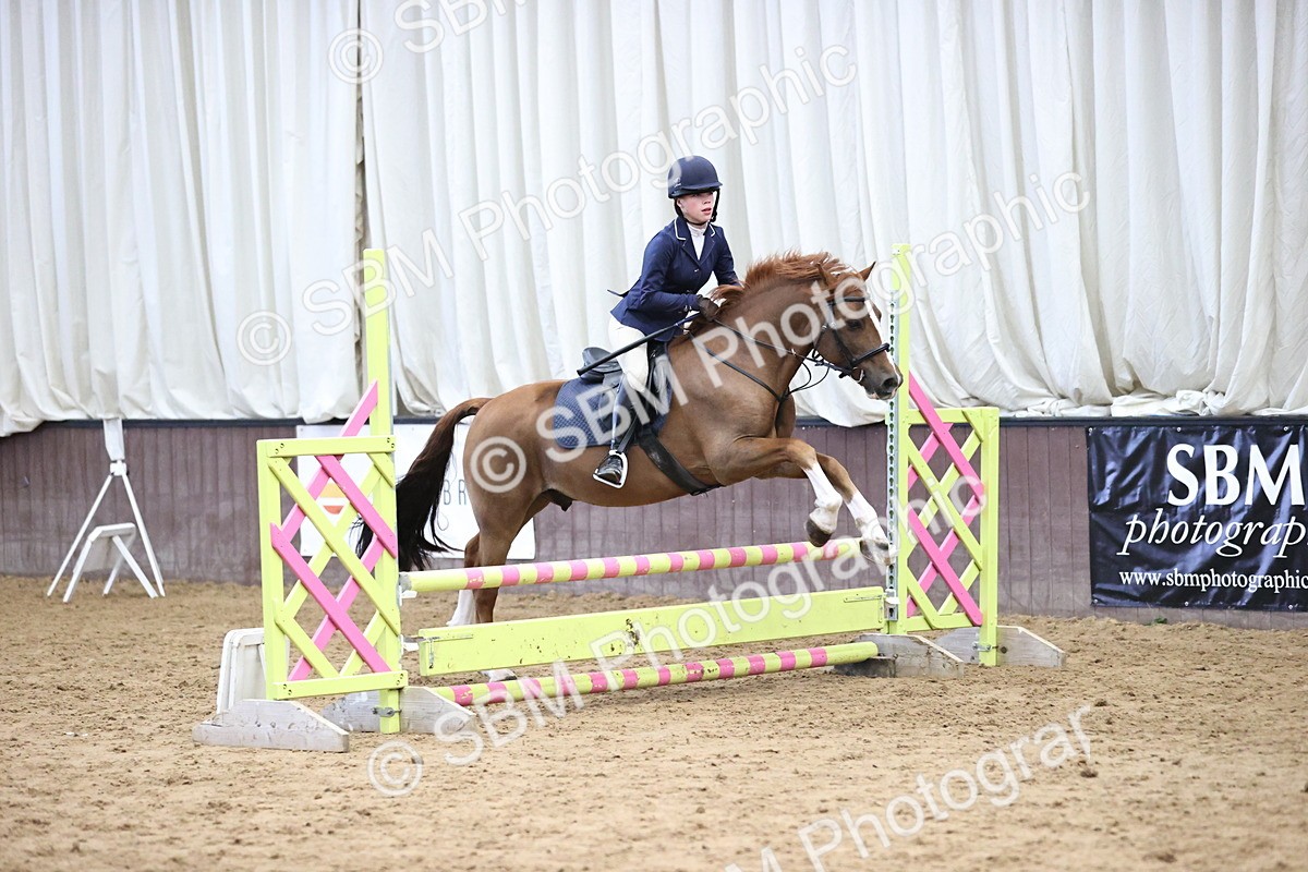 SBM_001569 - Class 5 - Henlow Veterinary Hospital 70cm