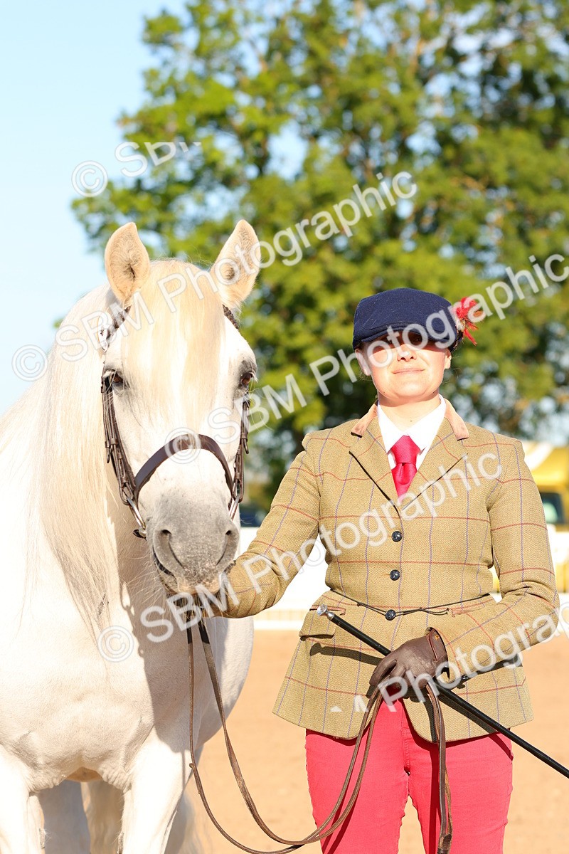 SBM_08042 - Class 201 - Best Turned Out - IH
