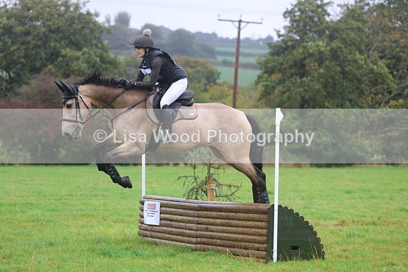 3E7A1163 - Class 2: 70cm: Half Roll Top