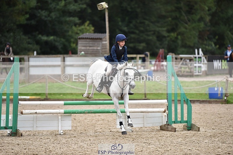 240802-111234-02637 - 80cm Round 1