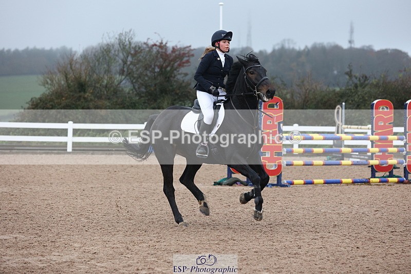 231112A-134144-04611 - Cls 20 Newcomers & 1.10m Open