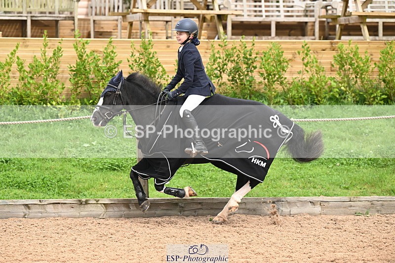 240907A-120323-01121 - Cls 2 Pony Small Team 70cm & 80cm