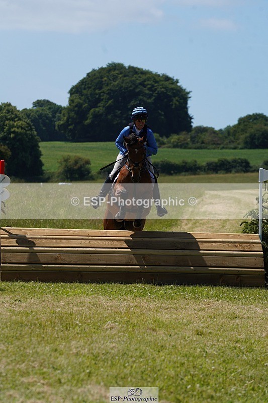 240629X-114602-1717 - 011-Katie_Ingram-HOLLYHATCH_HIGH_HOPES