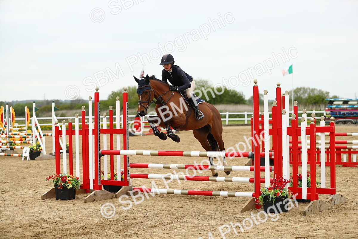 SBM_000517 - Class 2 - Senior British Novice 90cm