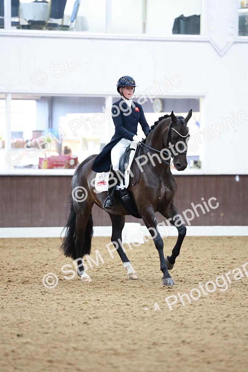 SBM_021636 - Class 14 - FEI Grand Prix - 18.52-19.37