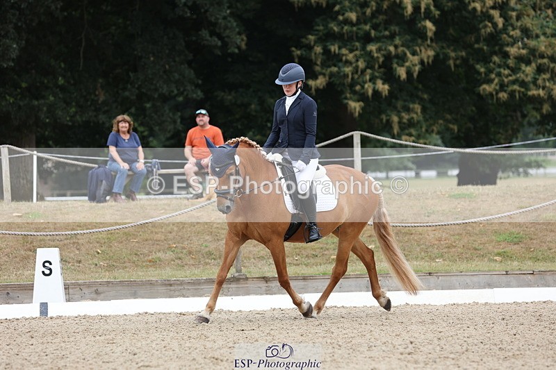 250718A-104834-00697 - 004-Millie.Garrett-Ashley.Rhoda