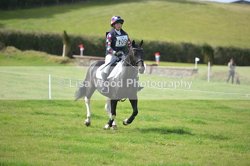 RAY_8288 - Class 1: Trebudannon Open: Red Table