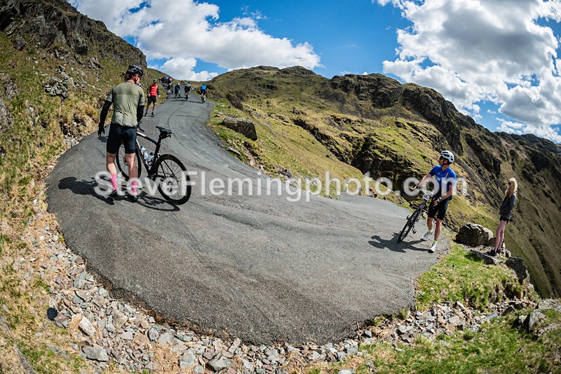 142137 - Hardknott Hairpin 14.00 - 15.00