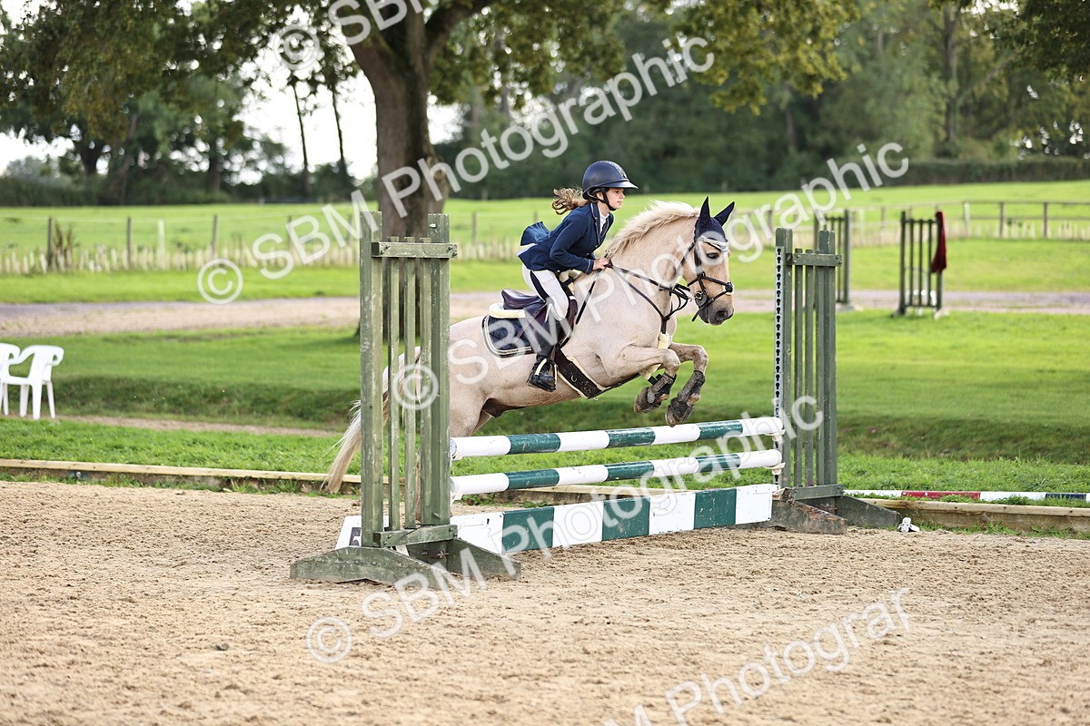 SBM_46281 - J9 - Junior Pony 70cm Championship