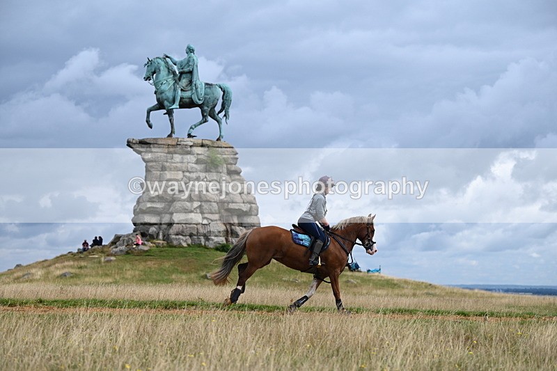DSC_4587 - Time at Statue 09:50 to 11:09